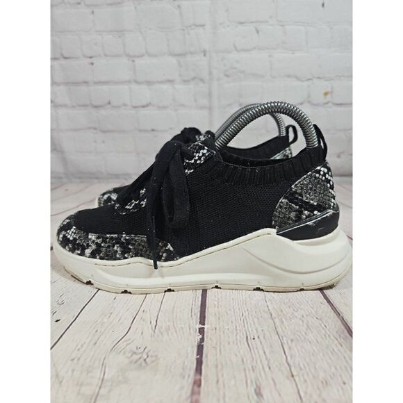 Steve Madden Pari Stretch Sneakers Women's Size 8 - Picture 1 of 6